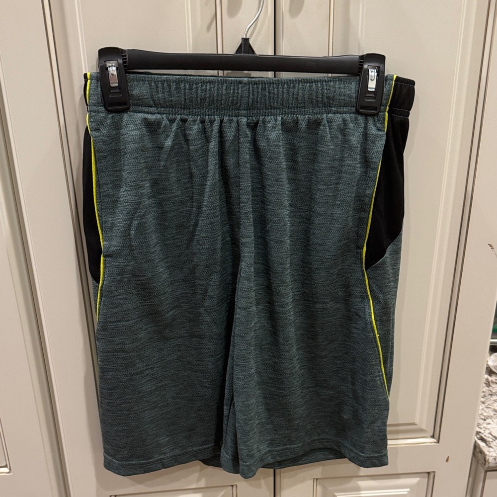 Old Navy Men's Heather Gray and Black Athletic Shorts
